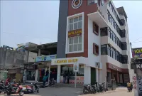 HOTEL A ONE LUXURY Hotels near Shree Sakhi Gopal Temple