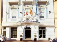 Hotel London Hotel a Torre del Lago Puccini