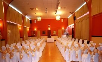 Fife Lodge Hotel