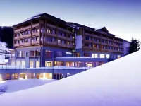 Falkensteiner Aktiv & Familienhotel Cristallo Các khách sạn ở Sankt Michael im Lungau