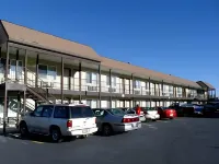 西黃石杜德&朗達普酒店 - 停車場