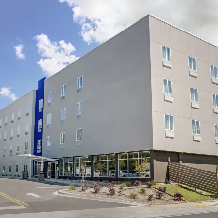 Sleep Inn & Suites Fort Walton Beach - Destin West