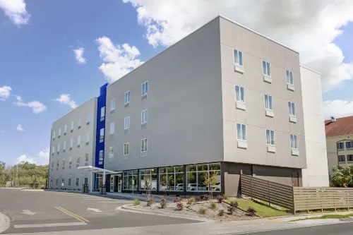 Sleep Inn & Suites Fort Walton Beach - Destin West - parking