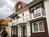 Zoltán & Erika Panzió Parajd Hotels near The Saltmine of Praid