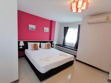 รูปภาพของบ้านธนาบูติคโฮเทล