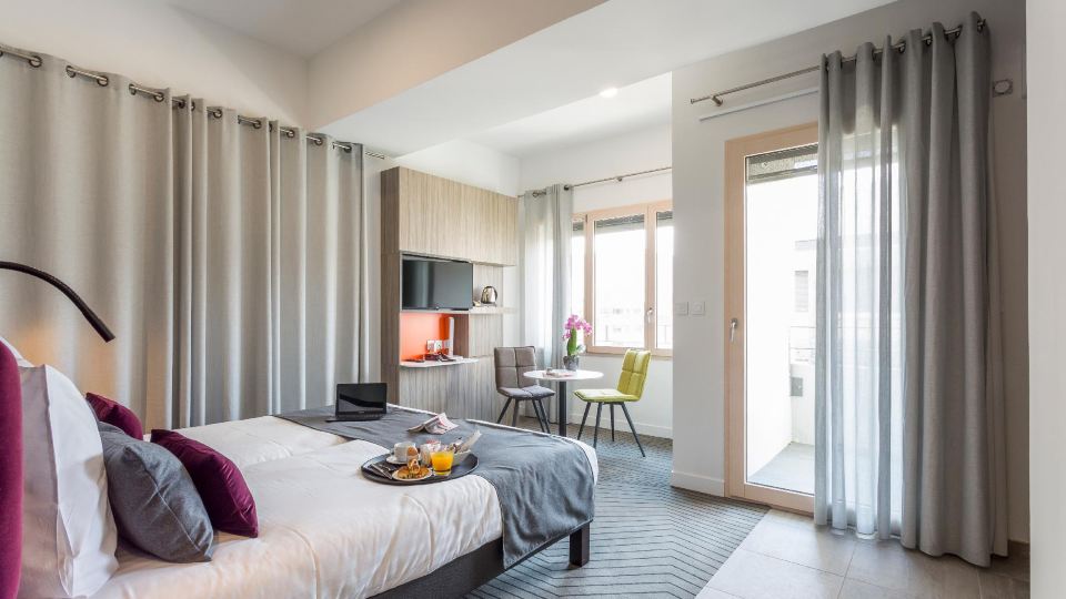 Nemea Appart Hotel So Cloud Lyon Gare Part-Dieu
