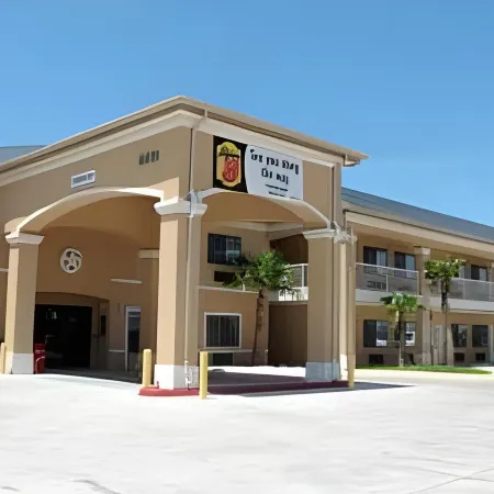 Texas Inn & Suites McAllen at la Plaza Mall and Airport