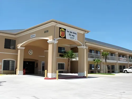 Texas Inn & Suites McAllen at la Plaza Mall and Airport Hotels in Hidalgo