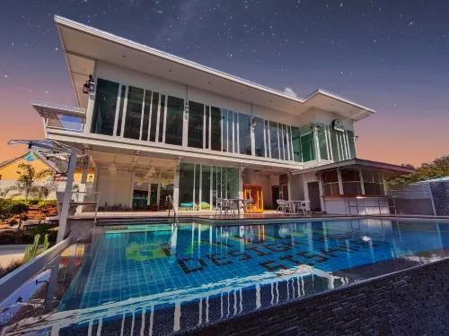 Gallery Design Hotels in Sisaket