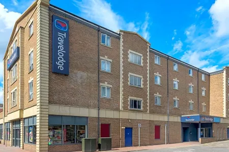 Travelodge London Kingston Upon Thames Отели в г. Хамптон Уик