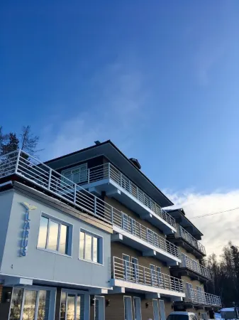 Larus Hotel Отели рядом с достопримечательностью «Три измерения»