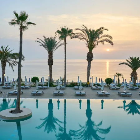 Sunrise Beach Hotel
