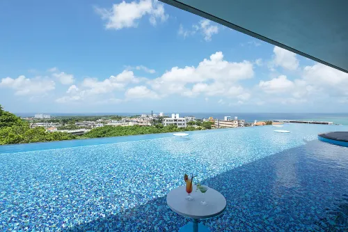 Glamday Style Hotel&Resort Okinawa Yomitan - parking