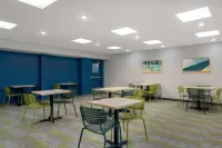 Spark by Hilton Montgomery EastChase - breakfast