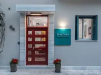 داون تاون هوتل Hotels near نافبليو
