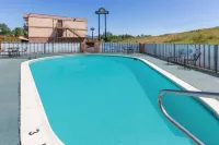 Days Inn by Wyndham Medford Hotels in Jackson County