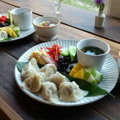 位於被大自然包圍的里山的農家旅館。 鄰近浅虫温泉的酒店