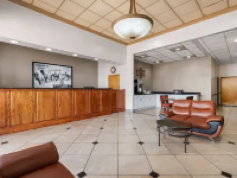 Super 8 by Wyndham Longview/North Hotels in Longview