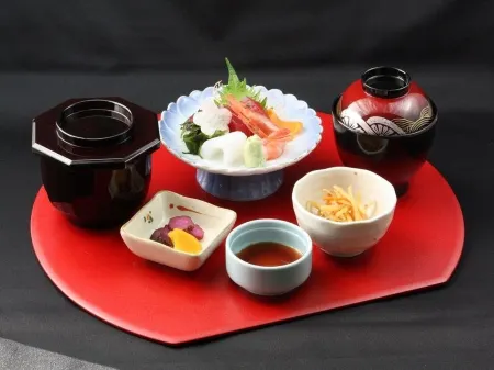 APA Hotel (Komatsu) Отели рядом со станцией JR Awazu station