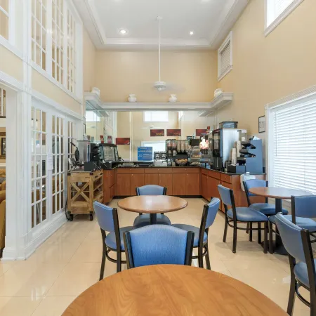 Best Western Plus Kingsland Отели в г. Кингсленд