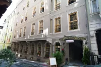 Meroddi Pera Flats Hotels in Karakoy