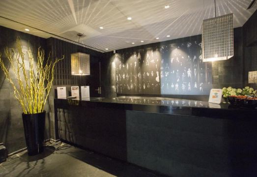 유마 어반 로지 브뤼셀