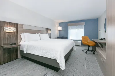 Holiday Inn Express & Suites Valparaiso Các khách sạn ở 