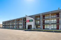 Red Roof Inn Richmond - Airport/ Sandston فنادق في Henrico County