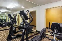 Quality Inn & Suites Vancouver - Hazel Dell - Gym