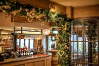 The Pooley Bridge Inn Hotels in Hutton