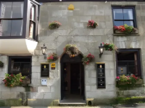 Harbour Inn Hotels in Porthleven