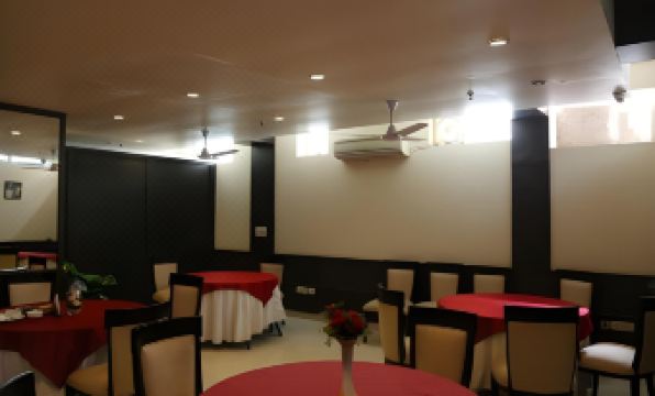 2. 호텔 메리디안 ..