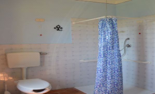 Cozy Tuscan countryside escape