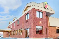 Super 8 by Wyndham Campbellton NB Hotels in Avignon Regional County Municipality