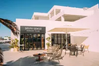 Radisson Blu Resort, Lanzarote (Adults Only +16) Hotels near Barco Telamon encallado