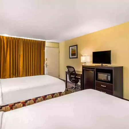 Ramada by Wyndham Santee I-95