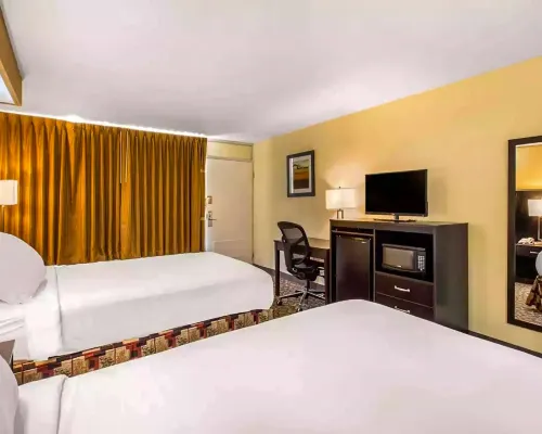 Ramada by Wyndham Santee I-95 Hotels in Santee