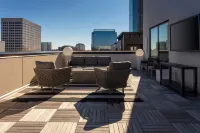 Aloft Atlanta at the Battery Atlanta