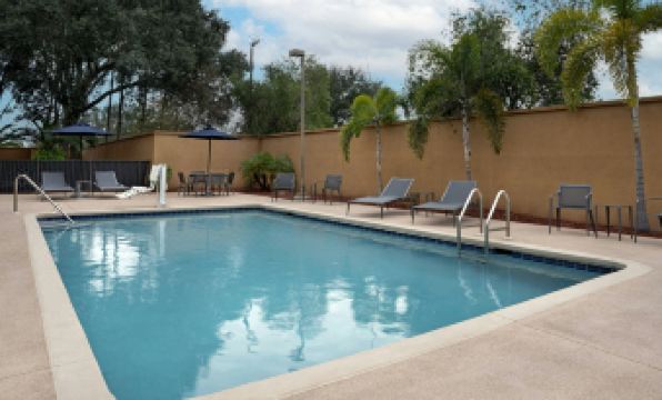 Courtyard by Marriott Lakeland
