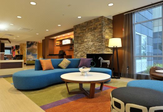 페어필드 인 & 스위트의 실내 수영장 이미지