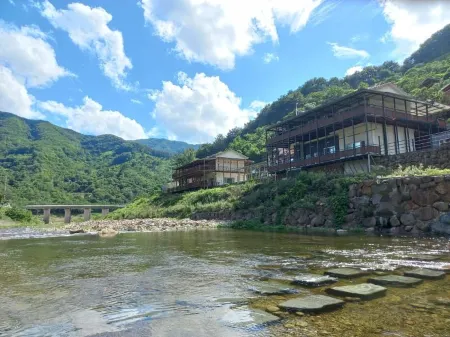 Jirisan Bonjour Pension