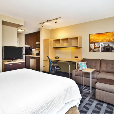 TownePlace Suites Republic Airport Long Island/Farmingdale