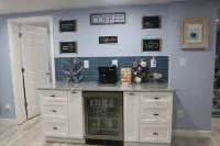 Charming 3-bedroom house on the lake in gorgeous Denver, NC
