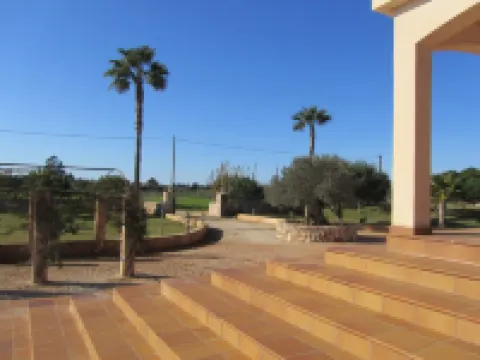 Wonderful finca with a large pool and barbecue kitchen near Es Trenc!
