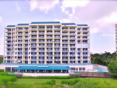 A VIEW OF THE GULF WITH A ROOM. 5 star reviews. 3 beds, sleeps 4. Top Floor