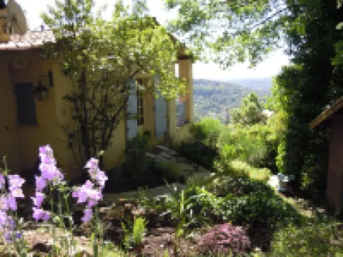 Beautiful Villa, Private Pool, Panoramic Views, Peaceful, Central to All.