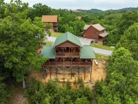 Pigeon Forge 2 King Bedroom Cabin! Stunning Mtn View! Hot Tub! Game Room! - 4つ星