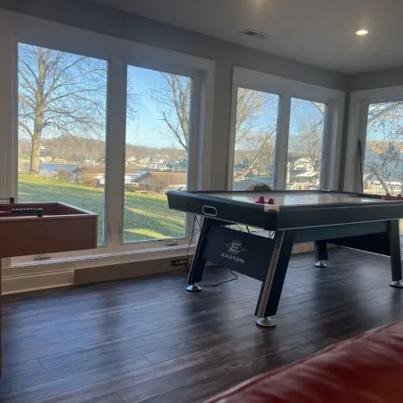 6 Bedroom Apple Valley Lakefront Perfect for Large Families Отели в г. Ховард Тауншип