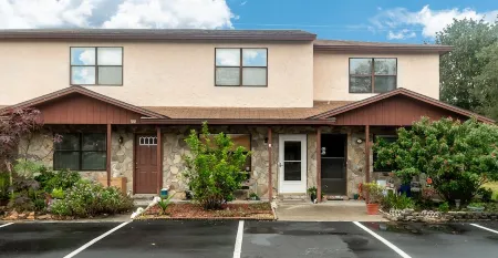 Charming 2-bedroom townhome in gorgeous Ponte Vedra Beach