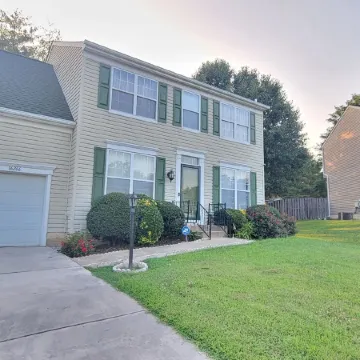 Clean, spacious, and Cozy Basement Apartment for a memorable HomeAway experience